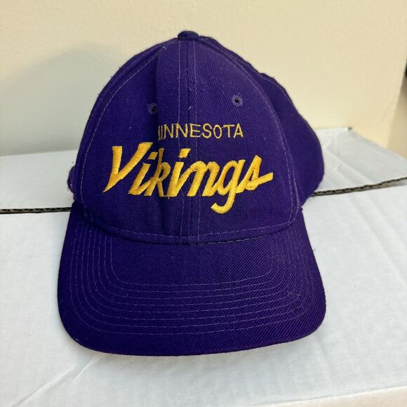 Vintage Minnesota Vikings 90s Script Snapback Sports Specialties Hat Adjustable - Picture 2 of 10
